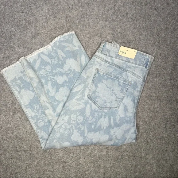 NYDJ Major Marian Annabella Print Capri Jean. Sz: 10 - Picture 3 of 14